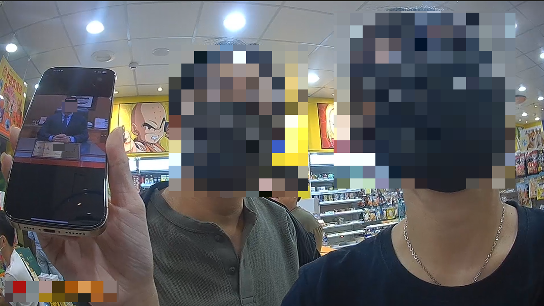 假檢察官視訊詐騙上演超商驚魂 友人機警報警中市警成功阻詐 假檢察官詐騙遭識破,機警友人報警助警方即時攔阻。(圖/記者澄石翻攝)