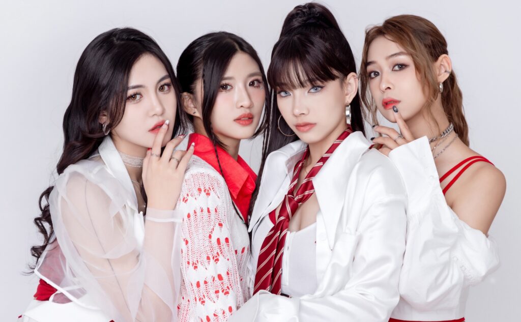 金志遙出道30年為女團「SVETA心動女孩」獻出「第一次」親自執導MV「天王造型」致敬郭富城