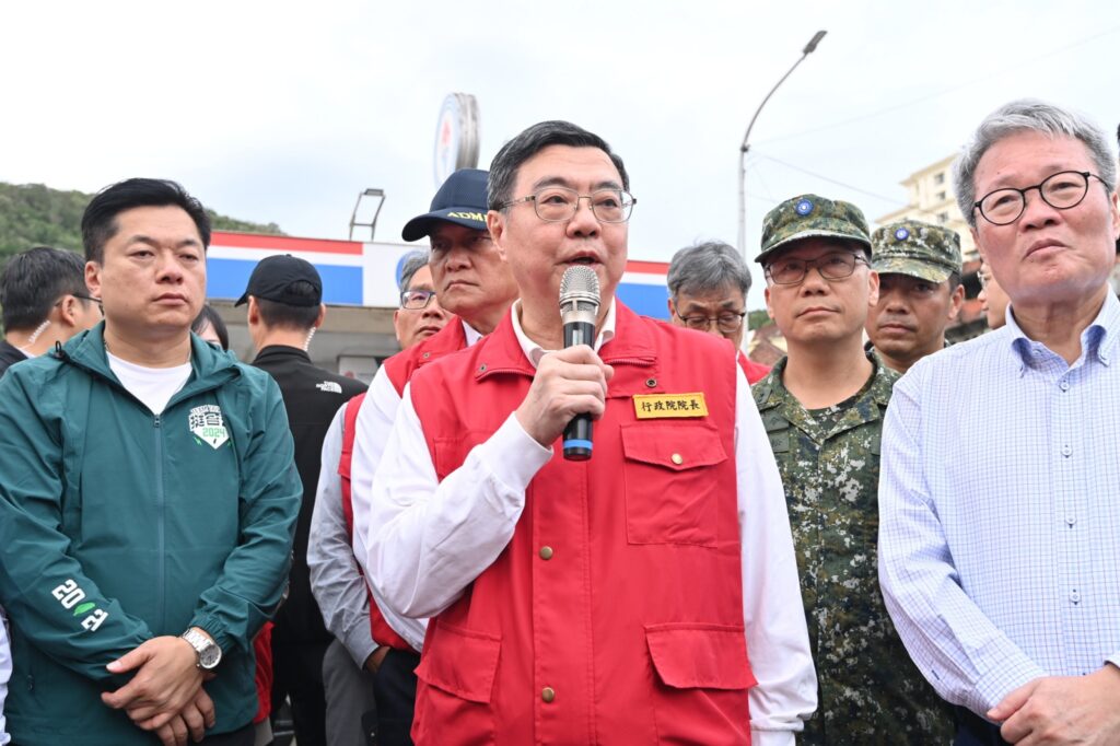 韓國瑜「桌腳」　卓榮泰以「兩盤菜」的比喻回嗆