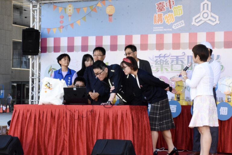 百萬汽車首抽出爐! 　台中購物節攜手藥香市集 加碼TOTO衛浴設備
