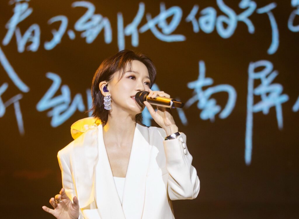 出道日撞上25週年!蔡淳佳廣州「紀念日首站」炸場 出道日撞上25週年!蔡淳佳廣州「紀念日首站」炸場