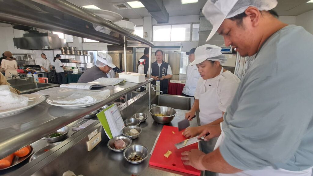 用文化煮出夢想味道　中市府舉辦原住民中餐丙級訓練班成果豐碩