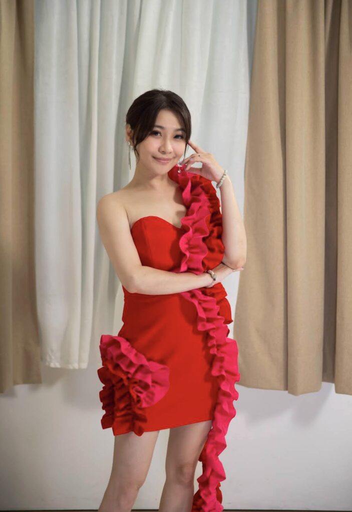 葡萄姑娘追星追成專輯!紫君羞認《歐巴我愛你》主角就是劉德華 42 %E4%B8%8B%E5%8D%884.16 2025 12 22%E7%9A%84%E5%BD%B1%E5%83%8F