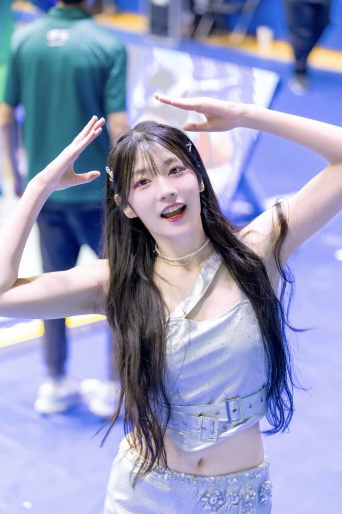 當夢想轉彎、依然前進——小魔女娜比的青春進行式 35 %E4%B8%8B%E5%8D%884.35 2025 12 22%E7%9A%84%E5%BD%B1%E5%83%8F 1