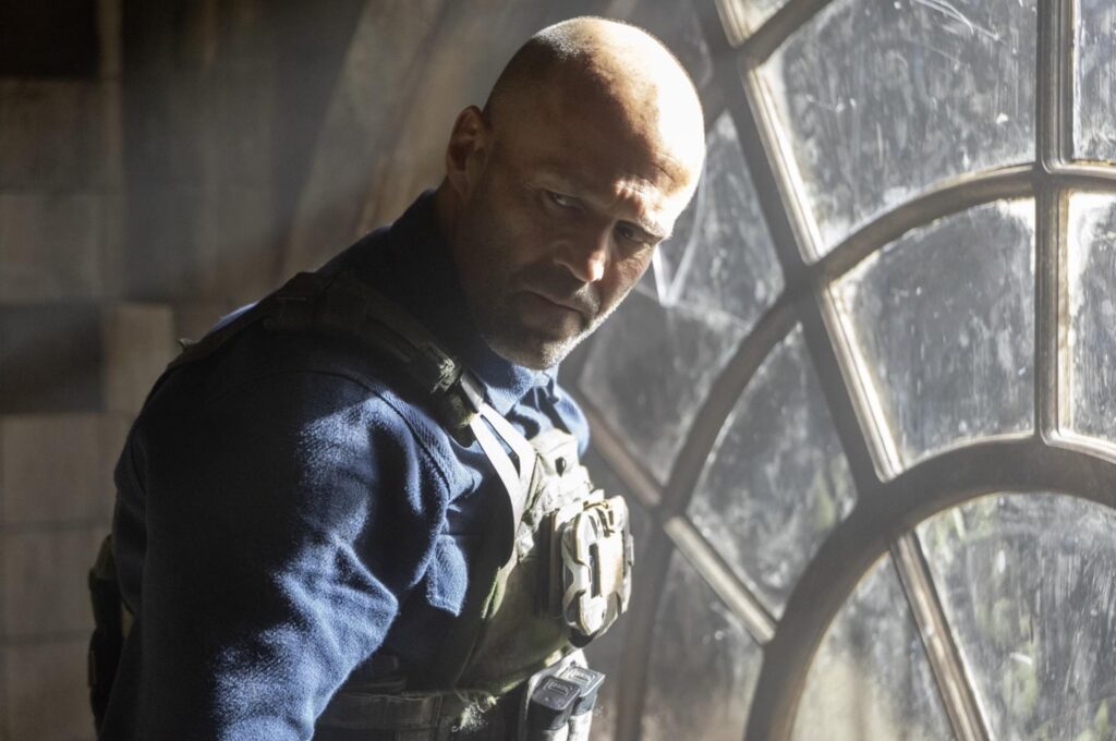 傑森史塔森再掀硬派動作風暴 《重裝制裁》1/2 強勢登上GP+ 6 %E4%B8%8B%E5%8D%885.12 2025 12 24%E7%9A%84%E5%BD%B1%E5%83%8F 1