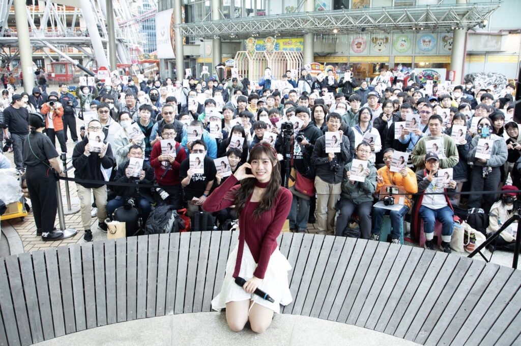 哥哥上台鬥嘴超可愛!蔡亞恩首場簽書會家人全到齊 笑中帶淚超溫馨 37 %E4%B8%8B%E5%8D%886.05 2025 12 16%E7%9A%84%E5%BD%B1%E5%83%8F 1