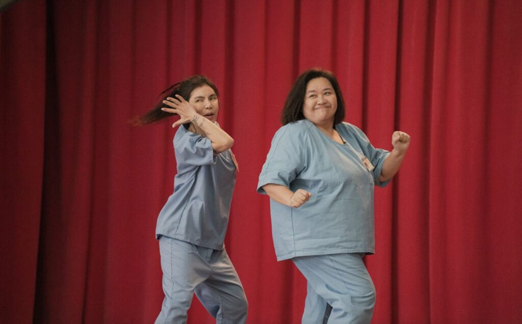 鍾欣凌操到運動量超支到明年 《陽光女子合唱團》Battle跳到虛脫 31 %E4%B8%8B%E5%8D%886.06 2025 12 19%E7%9A%84%E5%BD%B1%E5%83%8F 1