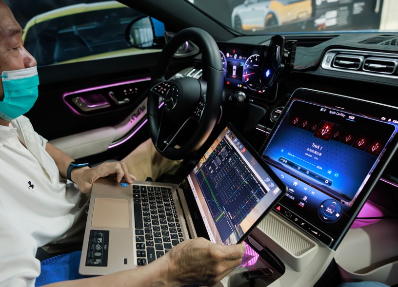 頂級車主最在乎的不是價格而是信任!三十年專業的信安汽車影音 8 %E4%BF%A1%E5%AE%89%E6%B1%BD%E8%BB%8A%E9%9F%B3%E9%9F%BF00006