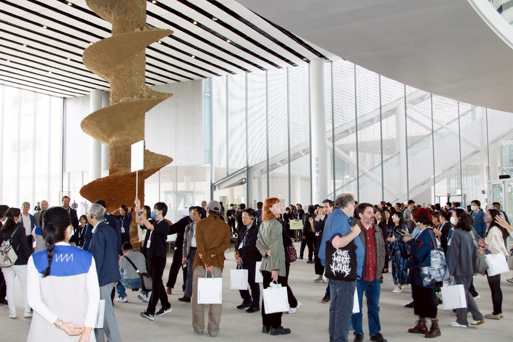 遲到數十載的文化補課? 臺中文化基石綠美圖開幕 遲到數十載的文化補課? 臺中文化基石綠美圖開幕