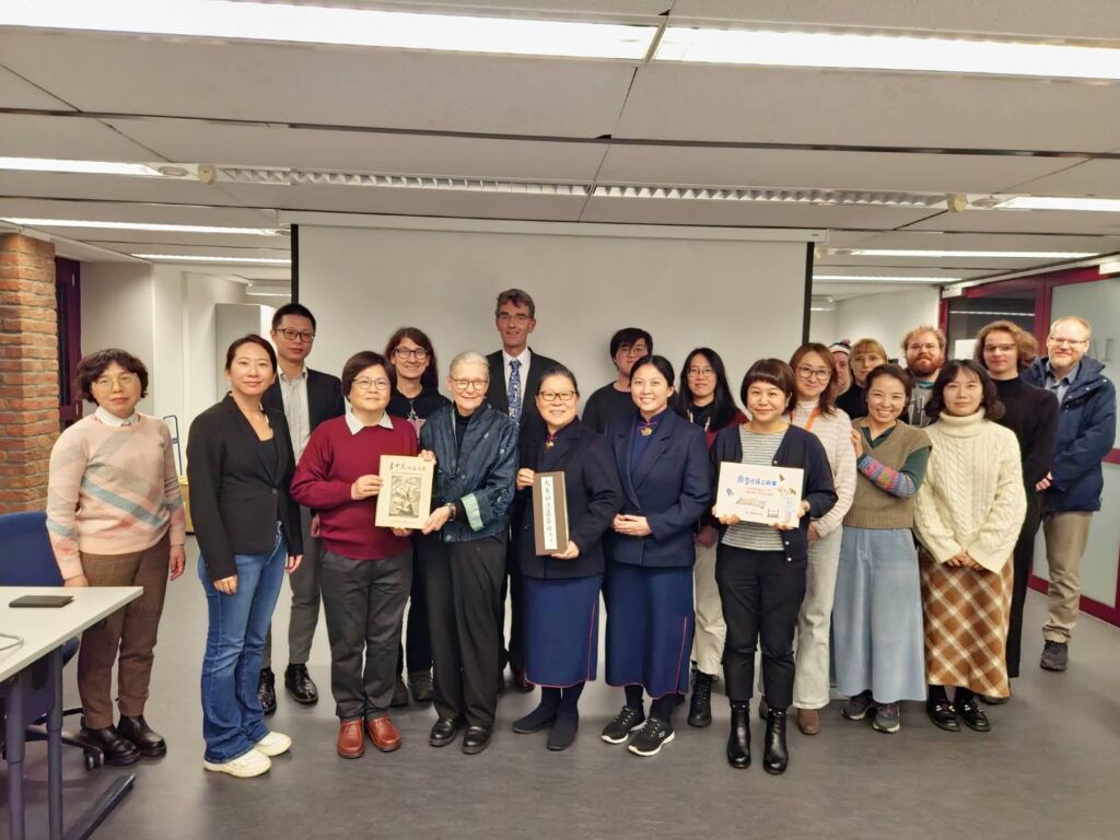 國臺圖攜手德國波鴻魯爾大學 從17世紀航海視野讓世界看見臺灣 4 %E5%9C%8B%E8%87%BA%E5%9C%96%E3%80%8A%E6%9D%B1%E5%8D%B0%E5%BA%A6%E6%97%85%E9%81%8A%E8%A6%8B%E8%81%9E%E3%80%8B%E6%96%B0%E6%9B%B8%E7%99%BC%E8%A1%A8%E6%9C%83%E5%90%88%E5%BD%B1