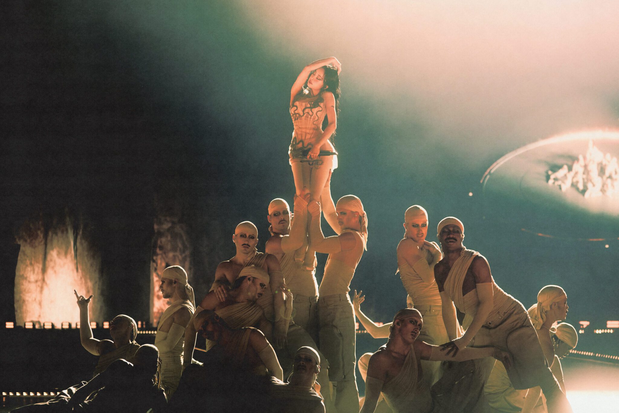 JOLIN召喚「慾望巨蟒」繞場巡禮 親自構思「愉悅宇宙」五大章節演唱會寓言故事 JOLIN召喚「慾望巨蟒」繞場巡禮 親自構思「愉悅宇宙」五大章節演唱會寓言故事