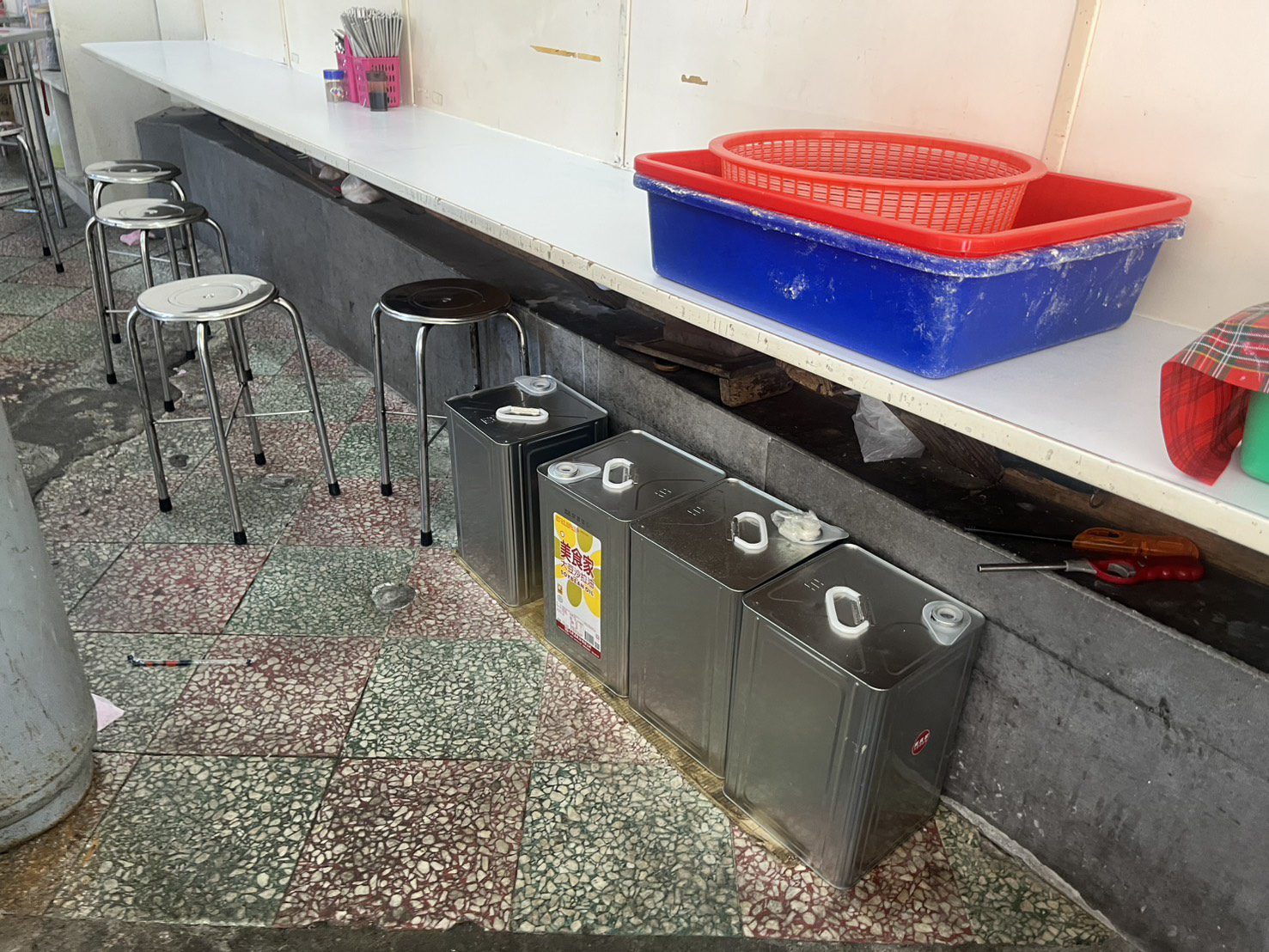 落實廢食用油回收 中市環保局推動資源永續、打造循環綠生活 落實廢食用油回收 中市環保局推動資源永續、打造循環綠生活