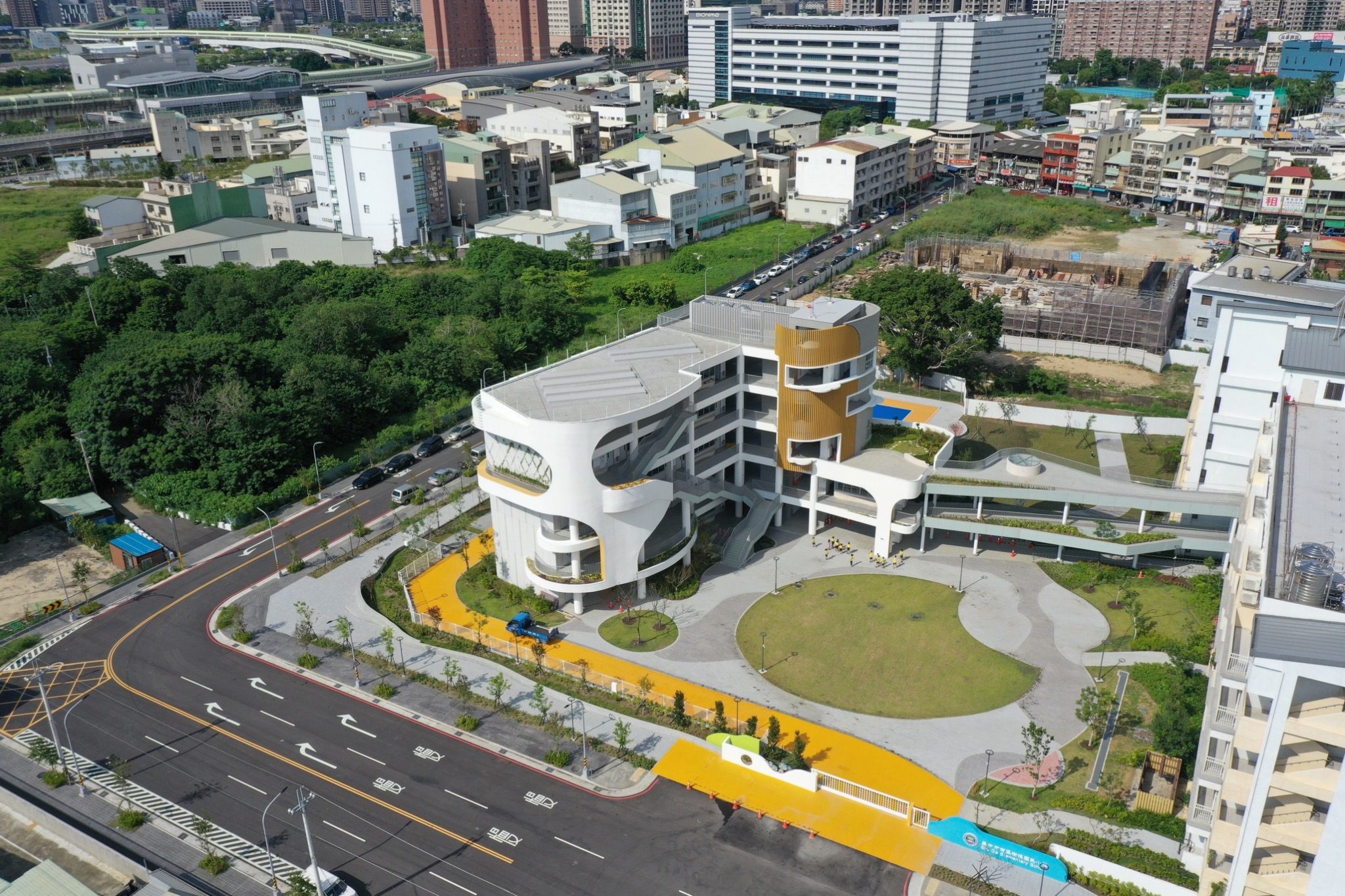 中市校園建設再創佳績 樹德國小二期校舍工程榮獲2025公共工程金質獎 中市校園建設再創佳績 樹德國小二期校舍工程榮獲2025公共工程金質獎