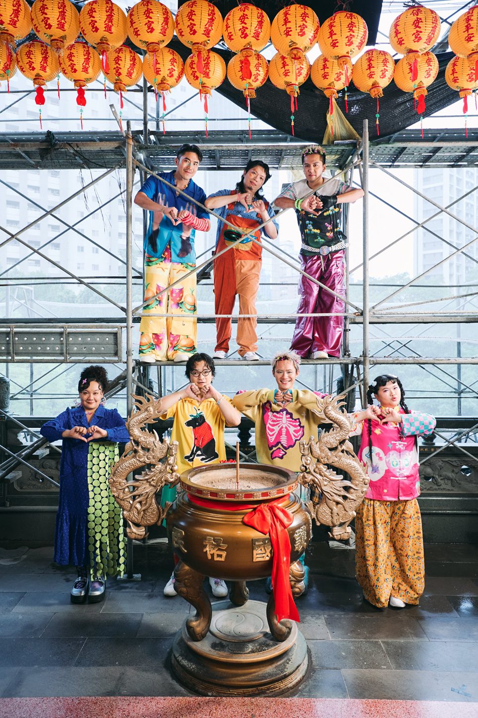 A_Root同根生以妖異寓言映照網路交友現象 揭現代人戀愛焦慮及荒謬現實