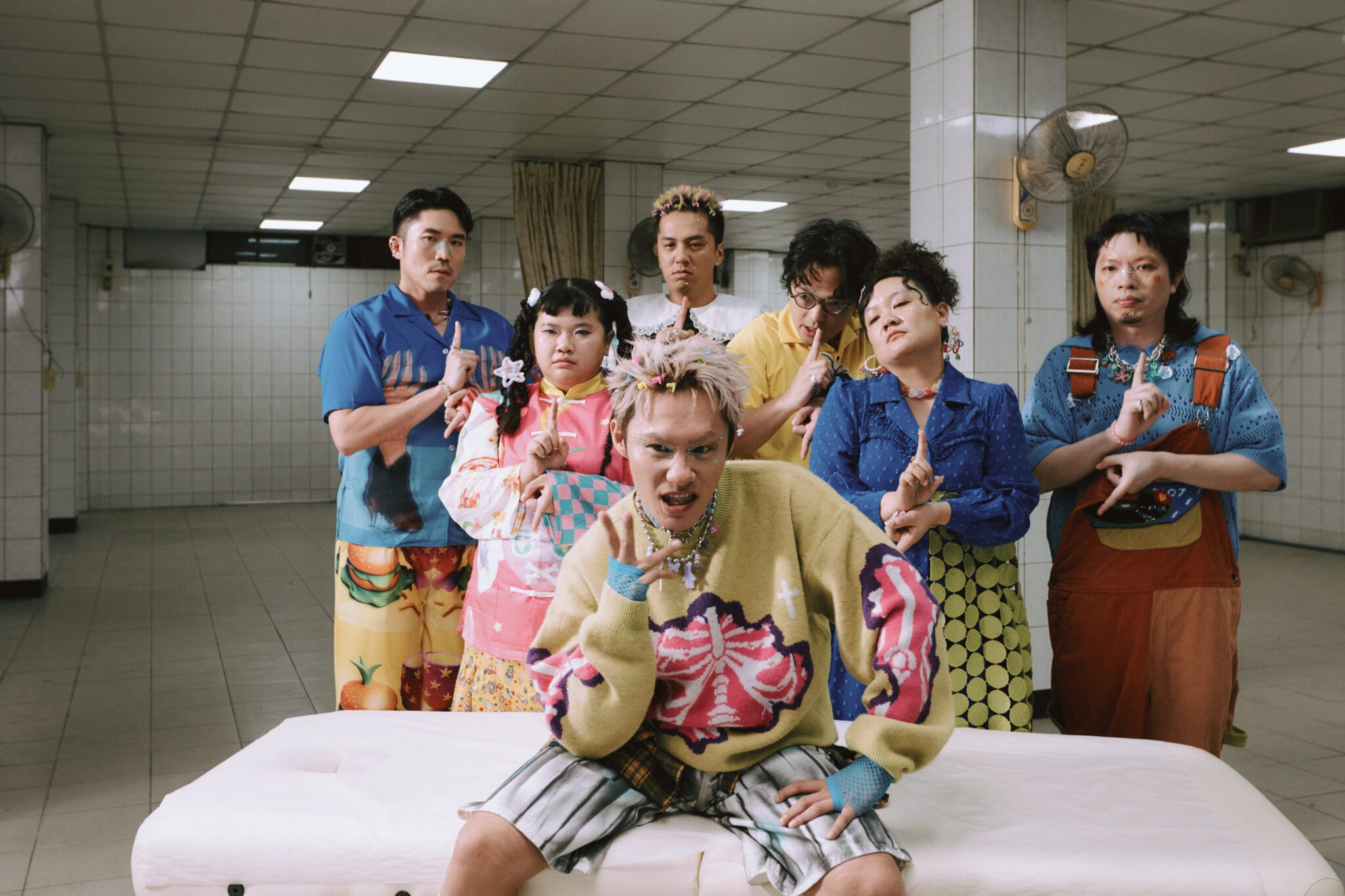 A_Root同根生以妖異寓言映照網路交友現象 揭現代人戀愛焦慮及荒謬現實