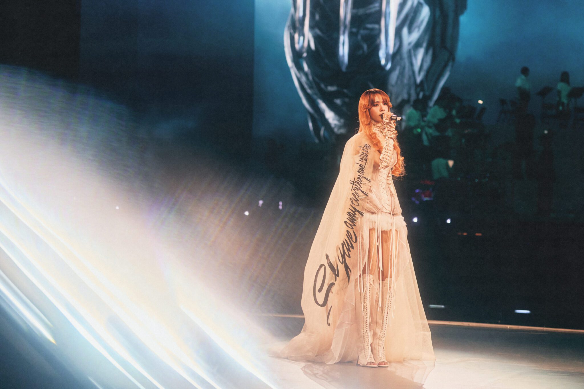 JOLIN召喚「慾望巨蟒」繞場巡禮 親自構思「愉悅宇宙」五大章節演唱會寓言故事 JOLIN召喚「慾望巨蟒」繞場巡禮 親自構思「愉悅宇宙」五大章節演唱會寓言故事