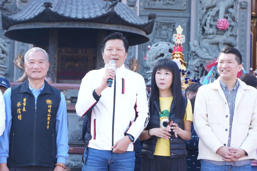 新北市朱惕之副市長到現場慶賀2025年子弟戲文化節並肯定軒社的耕耘努力。(圖／澄昕國際提供)