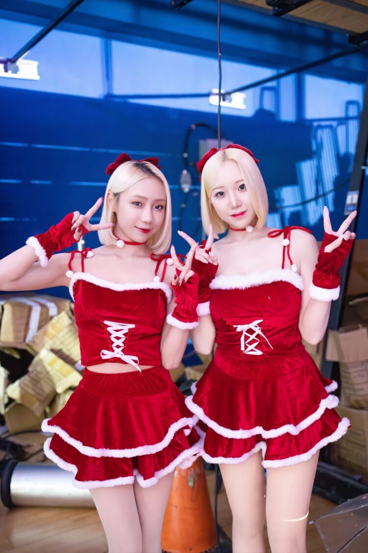 「根本雙胞胎!」卉妮合體朴星垠掀暴動 桃園雲豹飛將主場秒變戀愛現場 啦啦隊女神卉妮合體朴星垠掀起粉絲暴動「直呼戀愛了!」(圖/影響力動能 提供)