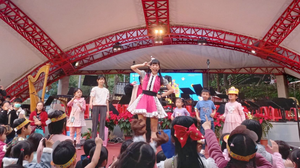 自來水園區聖誕音樂會 史努比與市民朋友在樂曲中共度佳節 自來水園區聖誕音樂會 史努比與市民朋友在樂曲中共度佳節