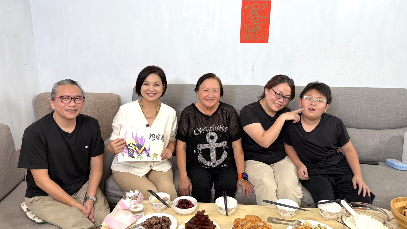 楊貴媚分享自己的成長故事 由歌手變身演員