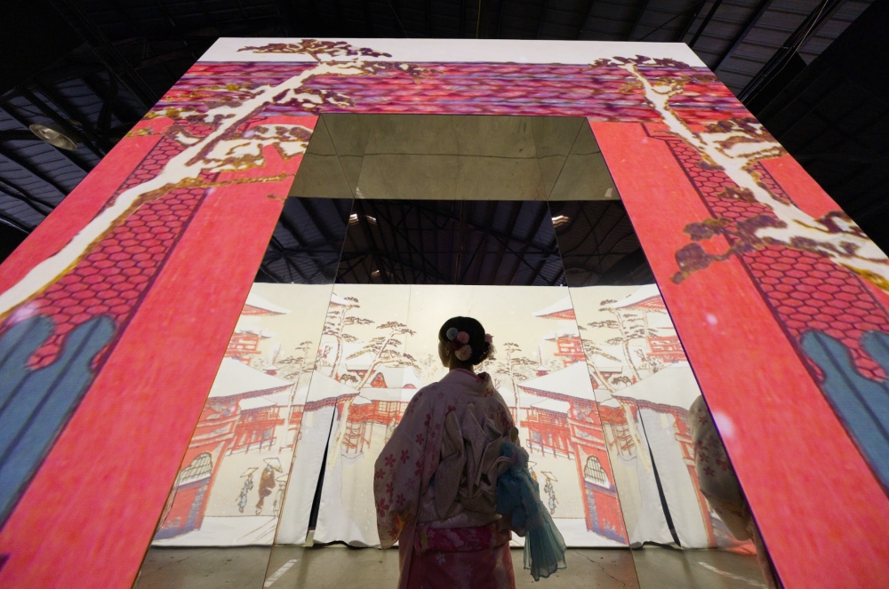 《會動的浮世繪》台北好評落幕 移展高雄駁二再現經典 9 03%E6%9C%83%E5%8B%95%E7%9A%84%E6%B5%AE%E4%B8%96%E7%B9%AA23%E6%97%A5%E7%A7%BB%E5%B1%95%E8%87%B3%E9%AB%98%E9%9B%84%E9%A7%81%E4%BA%8C%E8%97%9D%E8%A1%93%E7%89%B9%E5%8D%80%E7%99%BB%E5%A0%B4