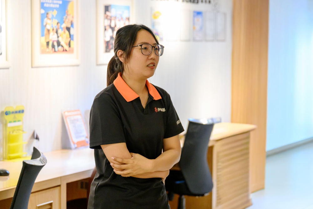 以信任為核心的支持系統 就業服務牽手同行 50 03%E8%94%A1%E4%BE%9D%E9%9D%9C%E5%8D%94%E5%8A%A9%E5%BA%87%E8%AD%B7%E5%93%A1%E5%B7%A5%E5%9C%A8%E5%B7%A5%E4%BD%9C%E4%B8%AD%E7%B4%AF%E7%A9%8D%E5%AF%A6%E5%8B%99%E8%83%BD%E5%8A%9B%EF%BC%8C%E9%82%81%E5%90%91%E6%9B%B4%E7%8D%A8%E7%AB%8B%E7%9A%84%E7%94%9F%E6%B4%BB