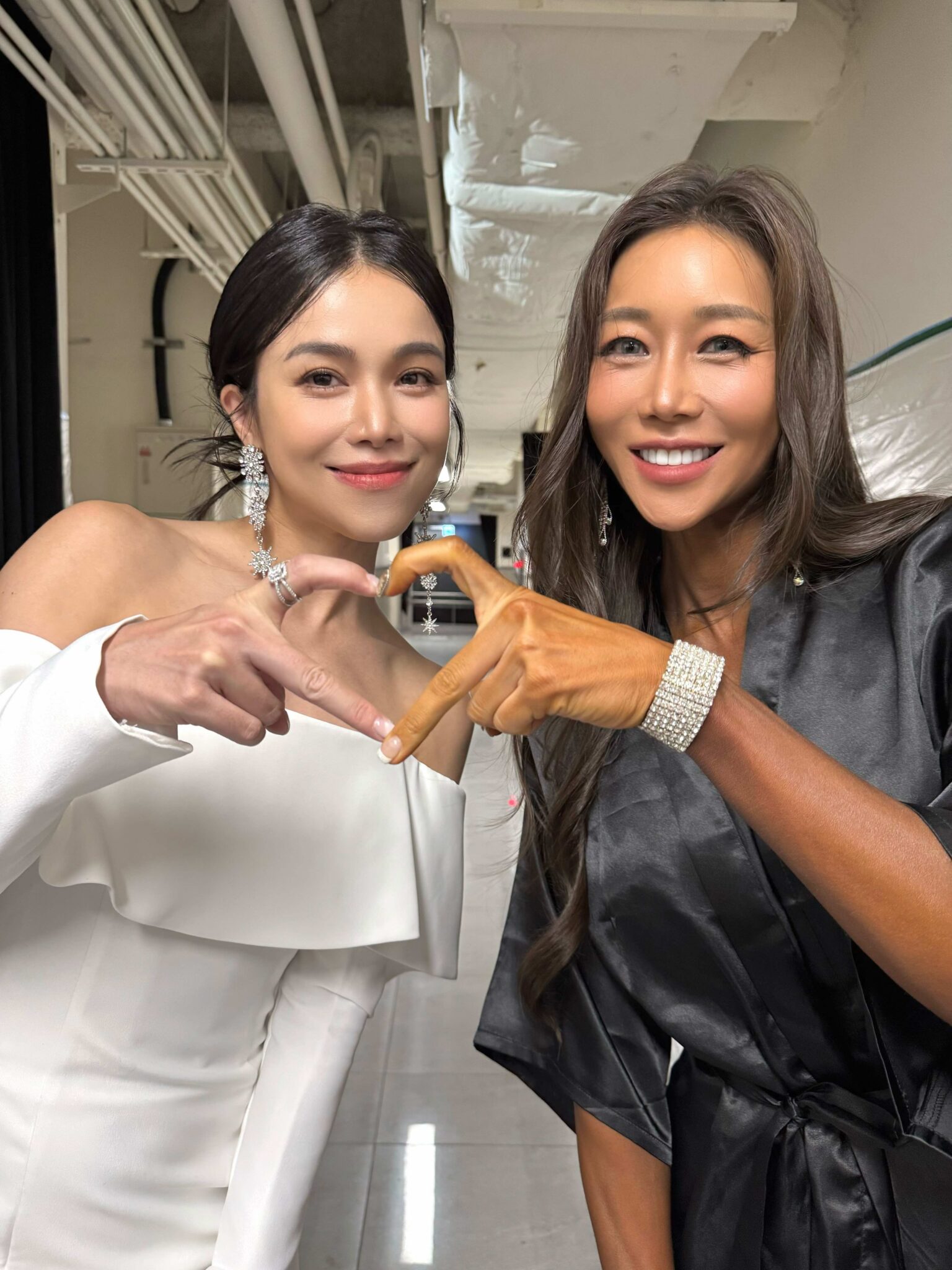 林芯儀化身白色歌姬 壓軸登上 IFBB PRO 亞錦賽舞台演唱 林芯儀化身白色歌姬 壓軸登上 IFBB PRO 亞錦賽舞台演唱