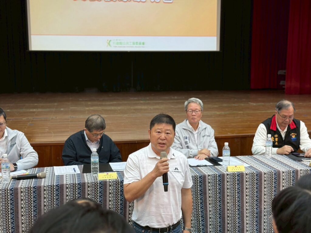 「300億重建」不該只剩工程 張峻籲中央撥30億救馬太鞍災民 「300億重建」不該只剩工程 張峻籲中央撥30億救馬太鞍災民