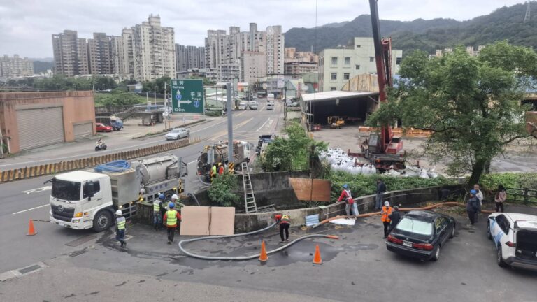 基市府對非法排放廢水廠商開罰百萬元　全力清除汙染並持續追查可能污染源