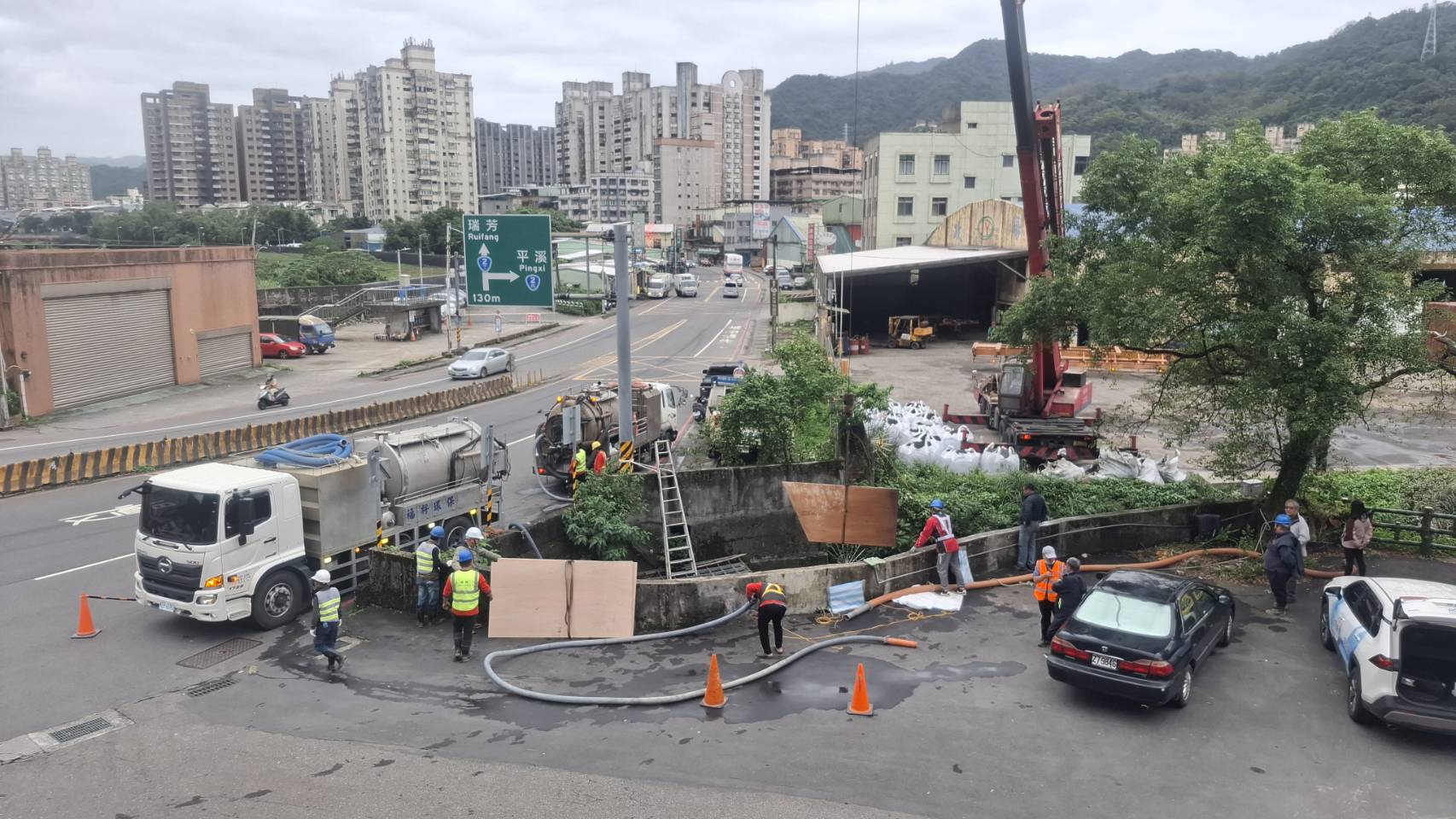 基市府對非法排放廢水廠商開罰百萬元 全力清除汙染並持續追查可能污染源 基市府對非法排放廢水廠商開罰百萬元 全力清除汙染並持續追查可能污染源