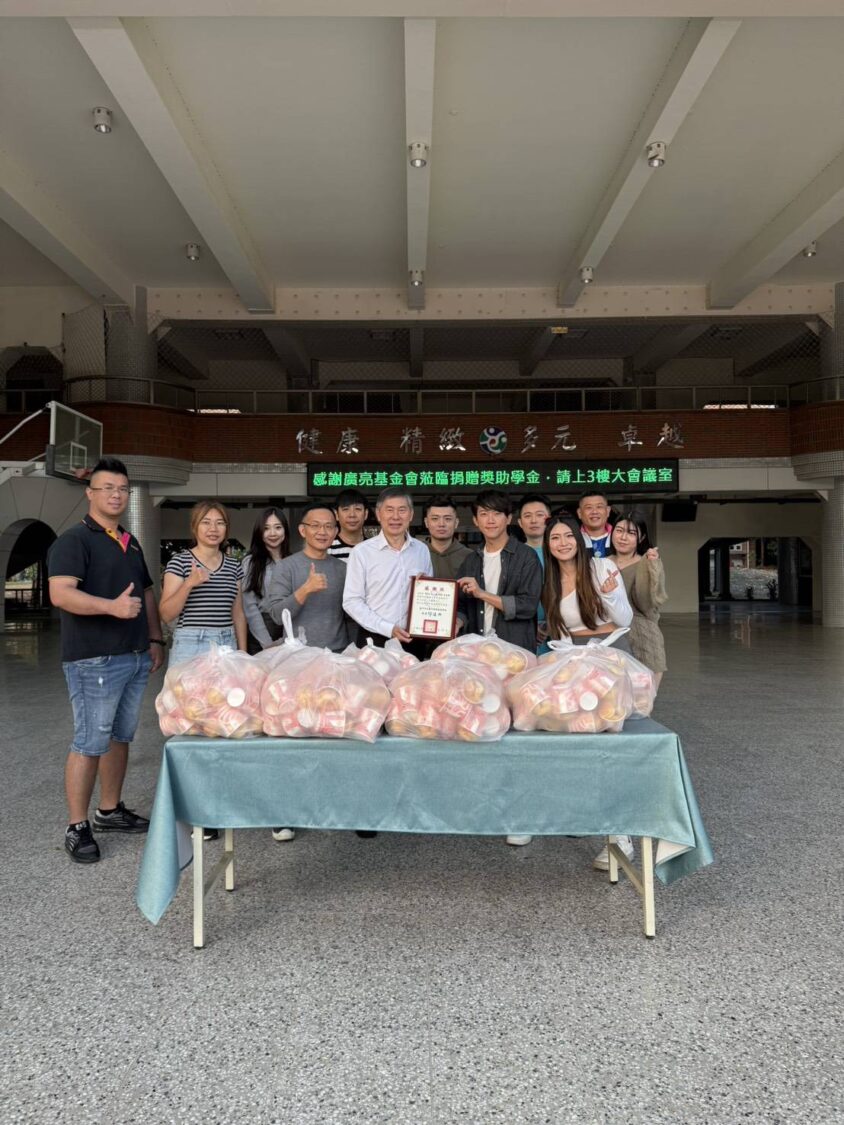 「車聚結合公益送暖」在地車友攜手「小烏龜烘焙」關懷七大社福單位 「車聚結合公益送暖」在地車友攜手「小烏龜烘焙」關懷七大社福單位