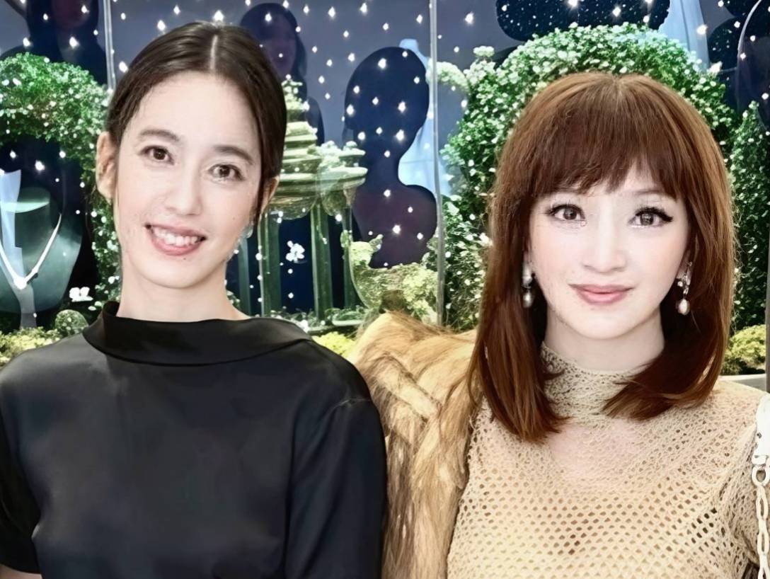 穿越文明的剪影 : 前中國小姐「黃秀慧」於京都東寺與台北 101 的 Dior 時刻 Dior Lady Art 藝術包款於台北 101 發佈,陳庭妮以優雅造型詮釋儀式感。(圖/黃秀慧 提供)