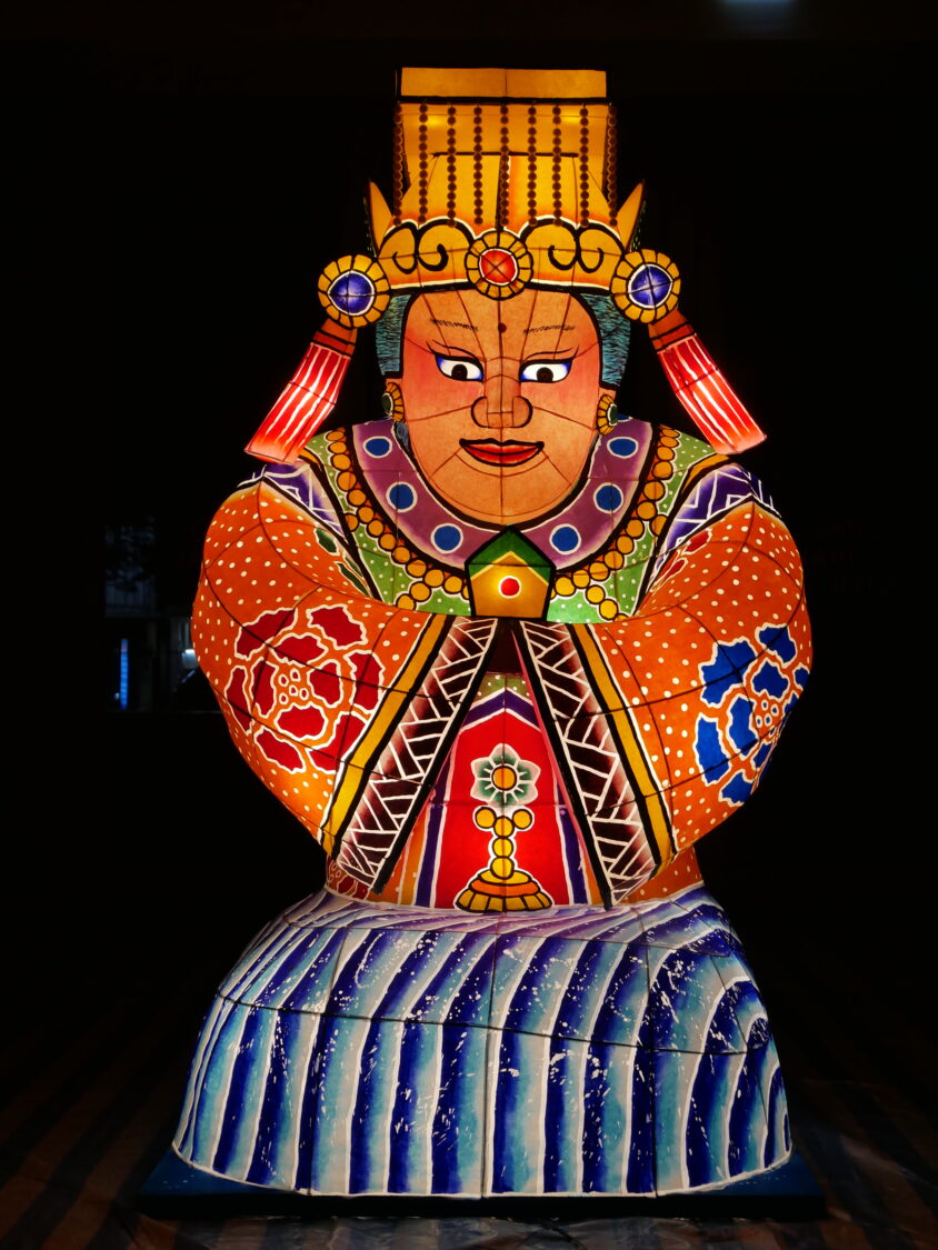 青森睡魔抵嘉!文總促日本青森頂尖睡魔師來台 手作百盞「台日友好燈籠」即日起開放認購 2025年。雲林縣北港藝鎮文化季《媽祖睡魔》。(圖/下町貴族 提供)