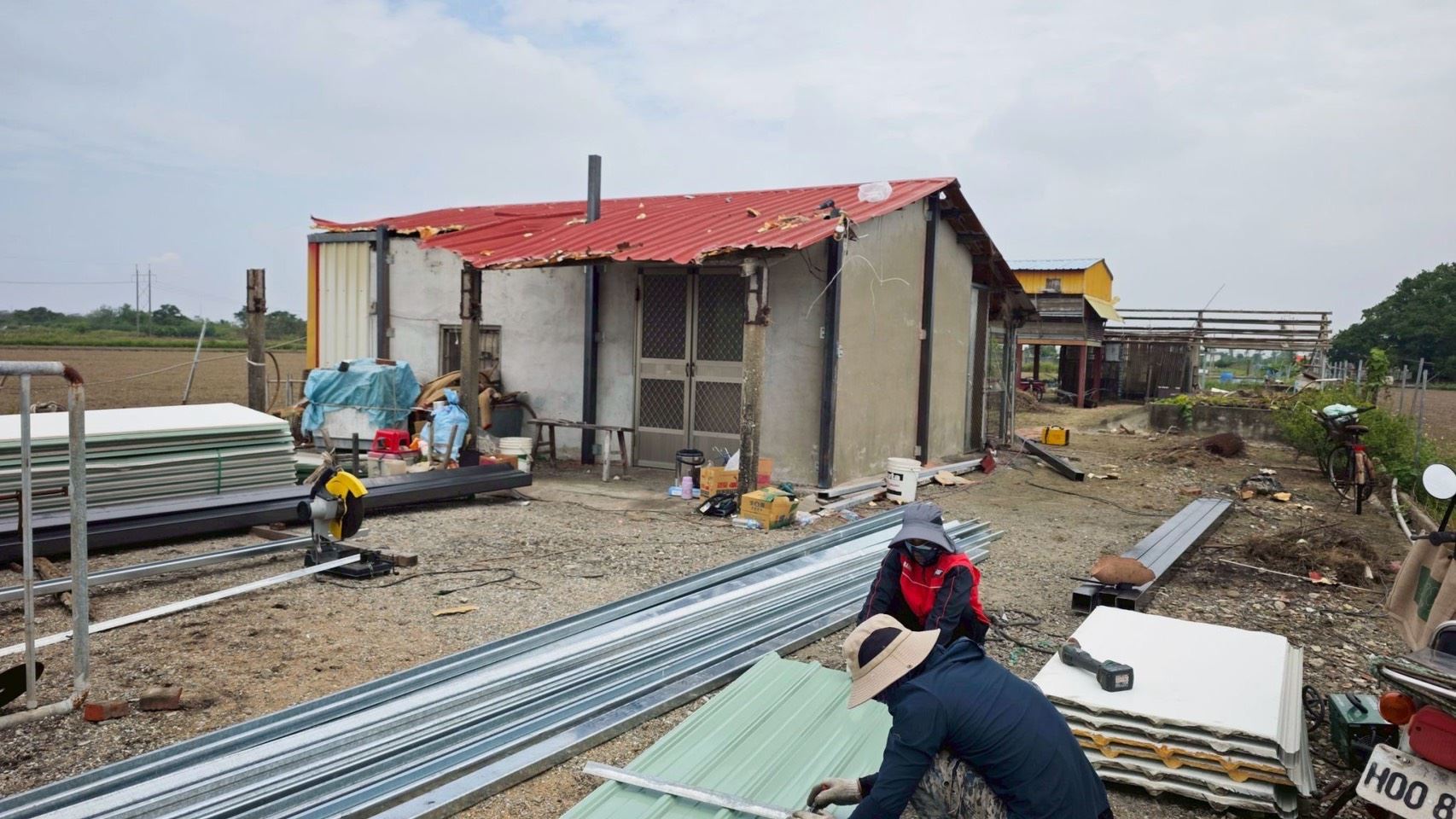 昌吉營造助 嘉縣54戶弱勢家庭重修溫暖家園 昌吉營造助 嘉縣54戶弱勢家庭重修溫暖家園