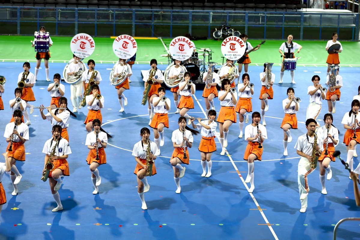 影／「橘色惡魔」席捲屏東 台日樂儀隊共奏青春狂潮