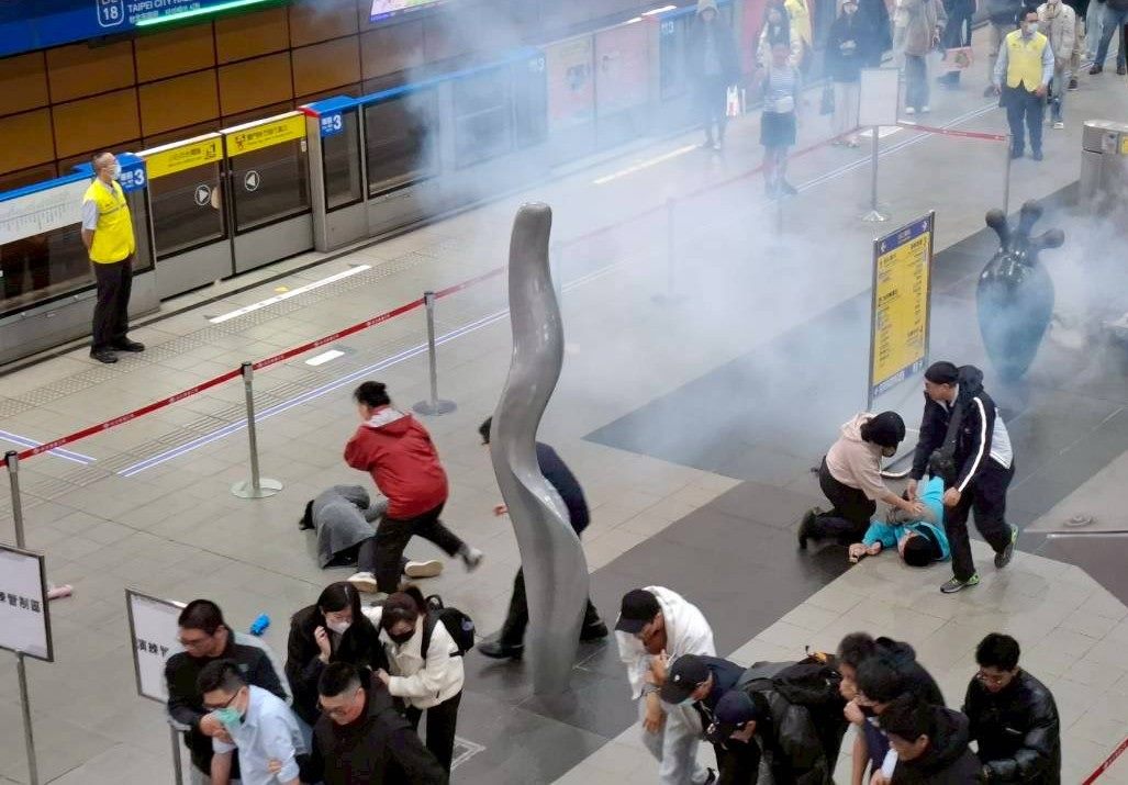 捷運市政府站、轉運站遭模擬恐攻 北市跨單位演練追蹤追捕機制 捷運市政府站、轉運站遭模擬恐攻 北市跨單位演練追蹤追捕機制