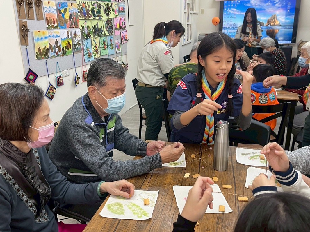 童力永續走入社區 中山童軍陪伴失智長者共融服務 童力永續走入社區 中山童軍陪伴失智長者共融服務