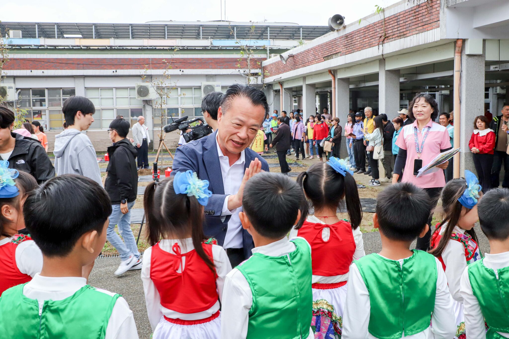 嘉義縣頂六國小歡慶90週年校慶 植樹活動傳承教育永續 嘉義縣頂六國小歡慶90週年校慶 植樹活動傳承教育永續