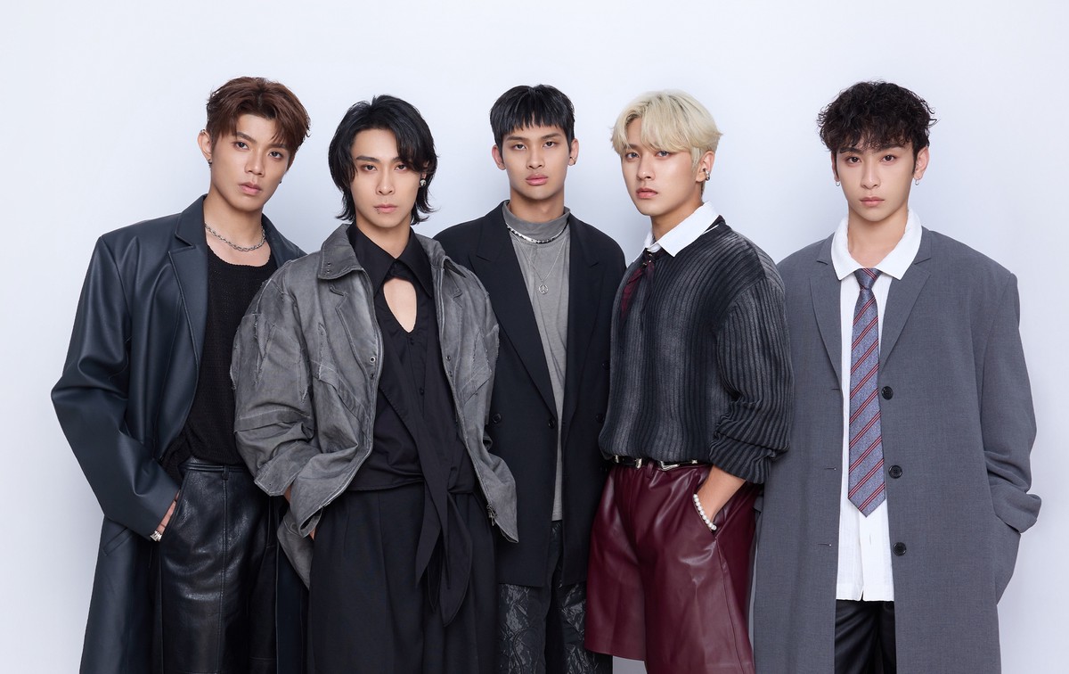 2026屏東跨年陣容公開!丁噹、FEniX、婁峻碩合體焦凡凡 14組卡司名單曝光 2026屏東跨年陣容公開!丁噹、FEniX、婁峻碩合體焦凡凡 14組卡司名單曝光