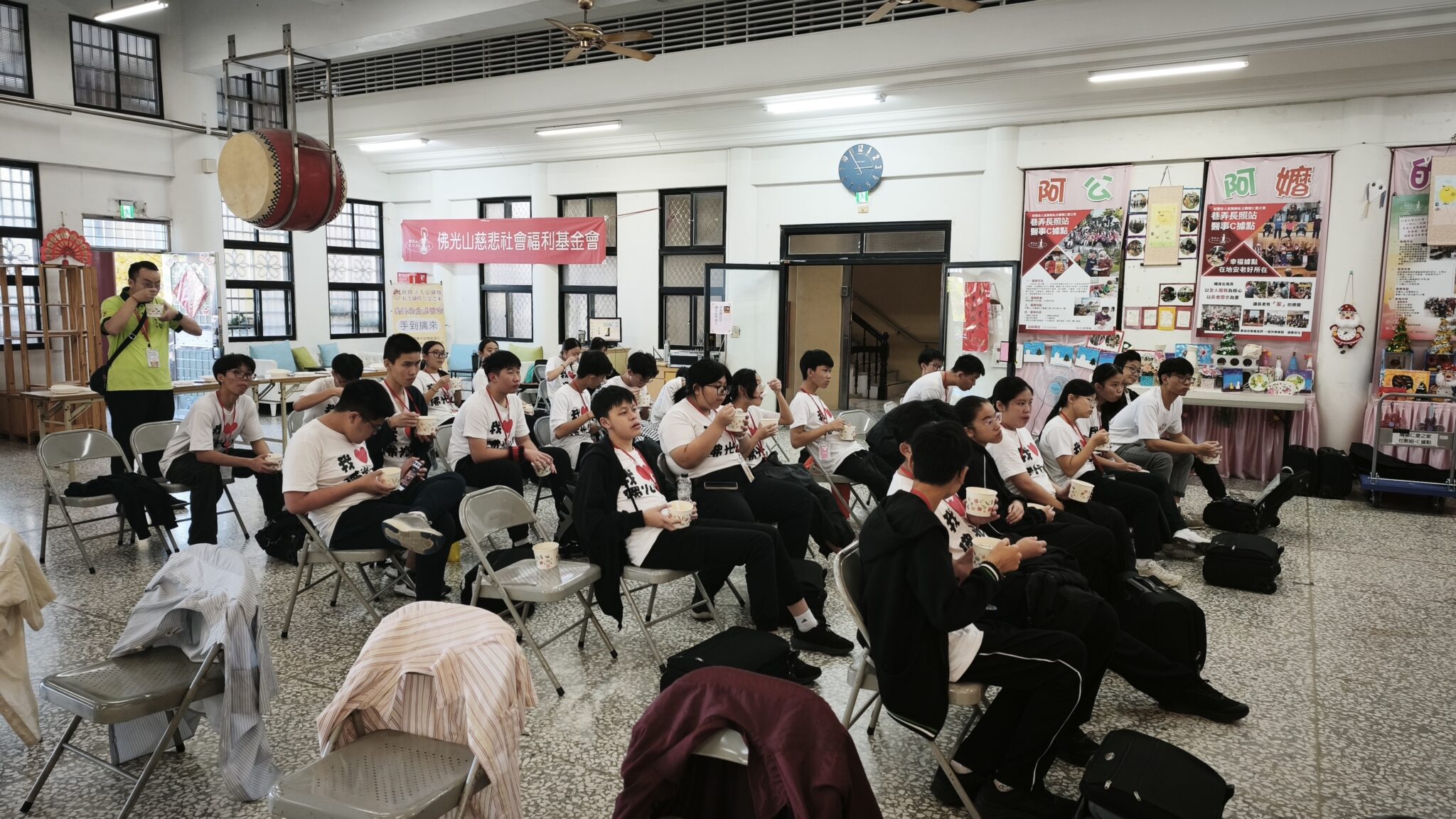 新加坡佛光山水陸少年義工團參訪蘭陽仁愛之家及高齡體驗 妙志法師講述星雲大師宗教融合理念 新加坡佛光山水陸少年義工團參訪蘭陽仁愛之家及高齡體驗 妙志法師講述星雲大師宗教融合理念