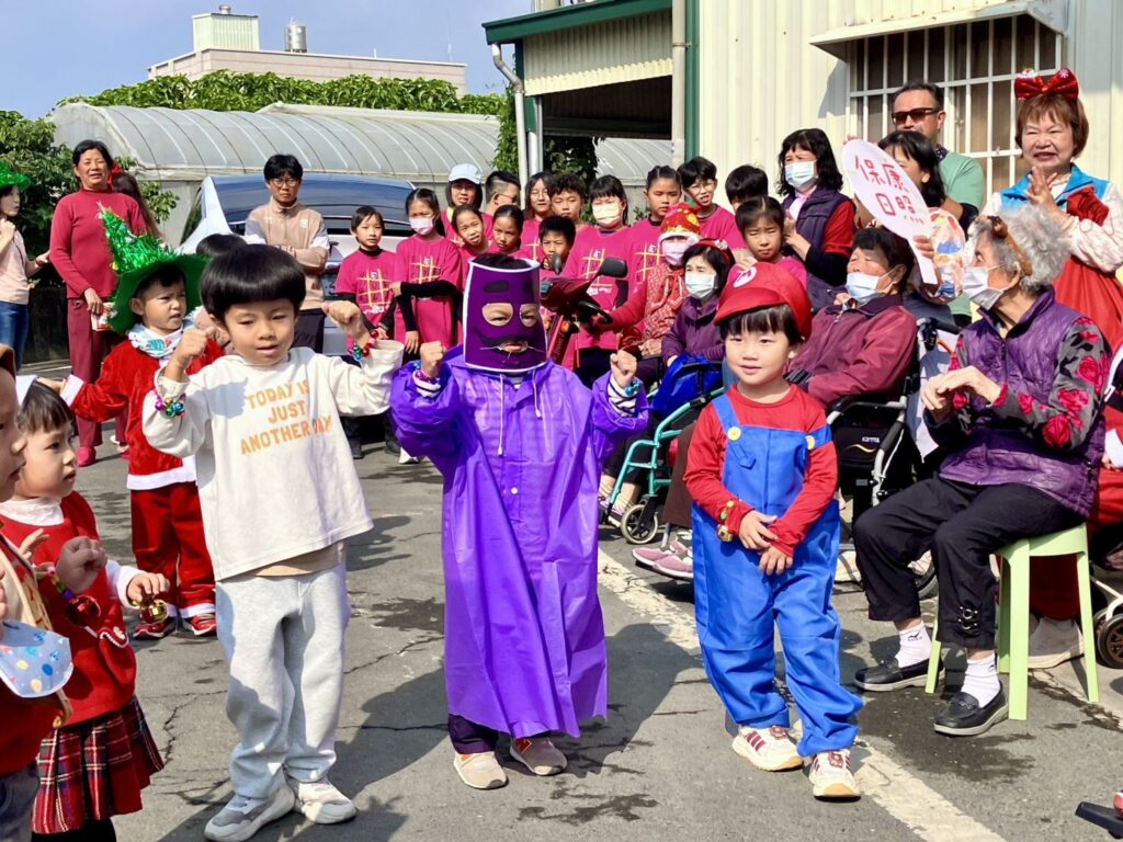 保康日照推動老幼共融 聖誕活動熱鬧一整天 保康日照推動老幼共融 聖誕活動熱鬧一整天
