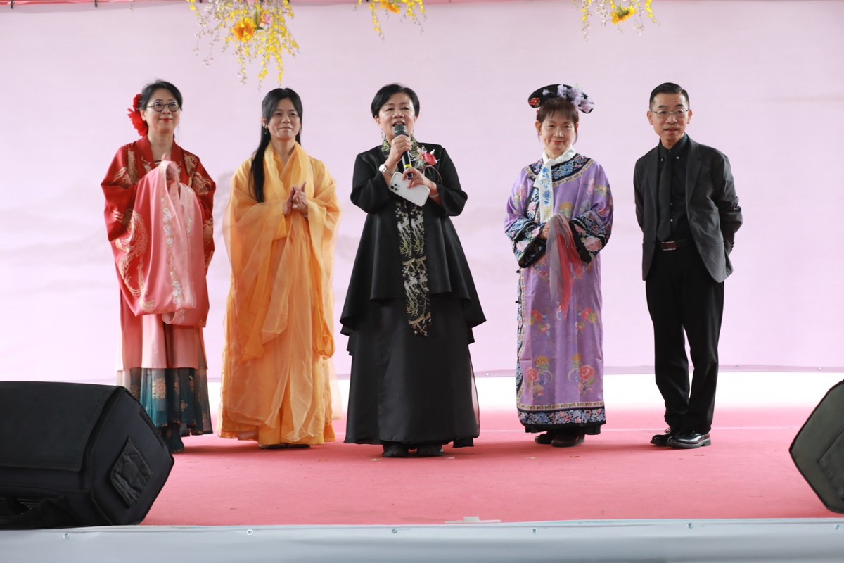 穿越千年的花藝盛宴!《藝韻古今・花影千年》台中登場,12/29 前必看 穿越千年的花藝盛宴!《藝韻古今・花影千年》台中登場,12/29 前必看