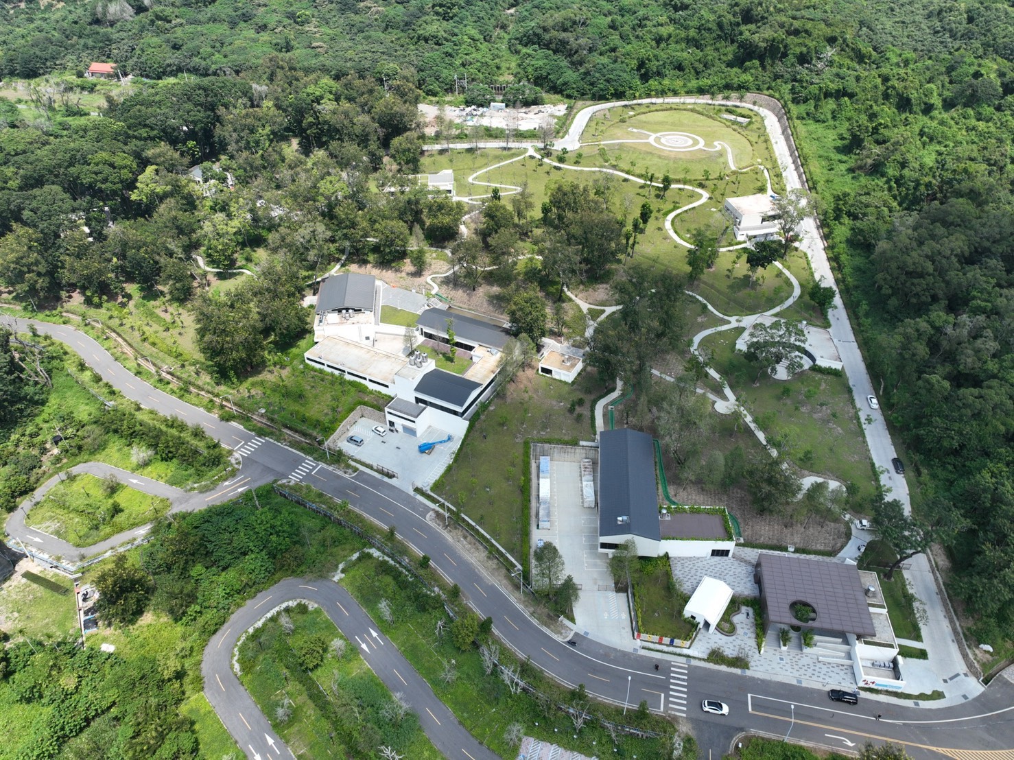 相關圖片1-草屯九九峰遊憩園區工程 榮獲114年度公共工程金質獎