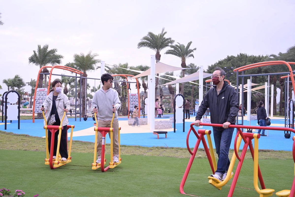 面向太平洋的天然健身房!花蓮太平洋公園成人體健區與濱海步道全新啟用 面向太平洋的天然健身房!花蓮太平洋公園成人體健區與濱海步道全新啟用