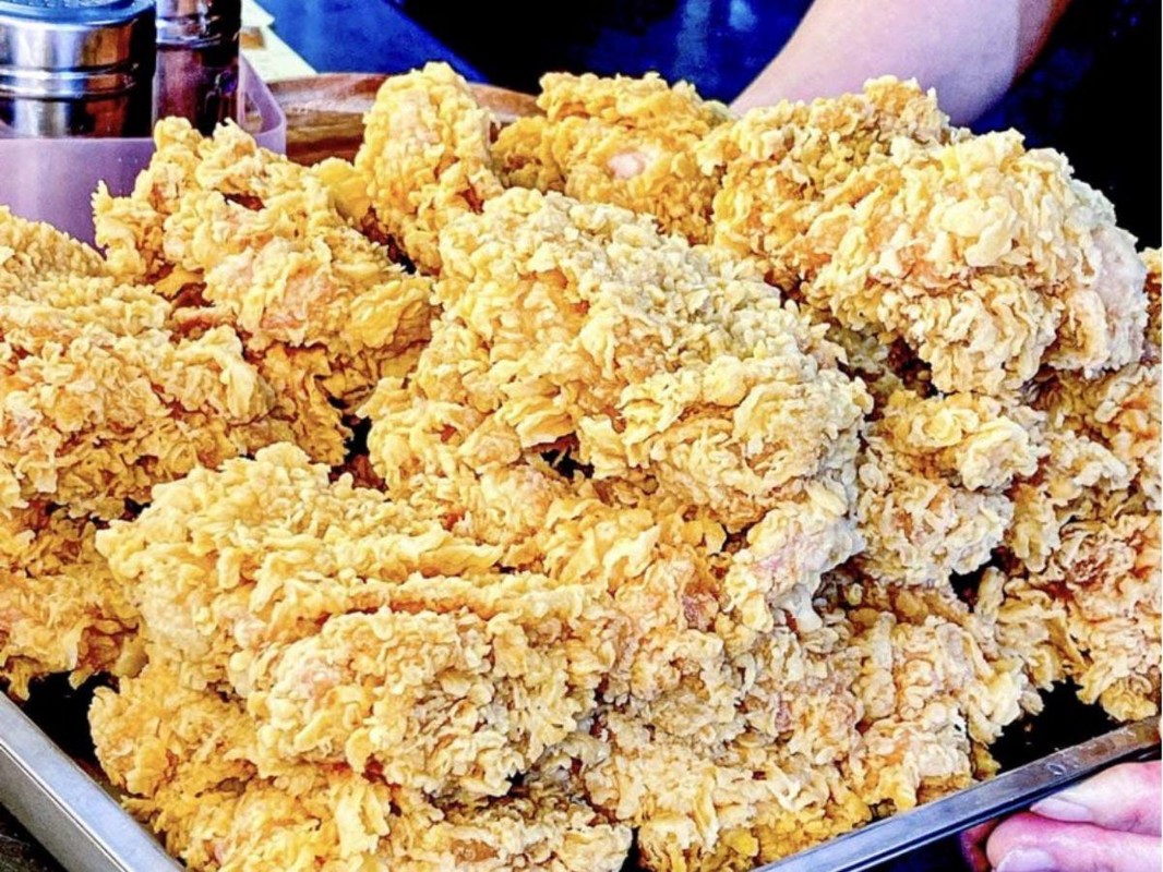 台南人氣炸雞品牌:用童年記憶重現外酥內嫩的經典滋味! 台南人氣炸雞品牌:用童年記憶重現外酥內嫩的經典滋味!