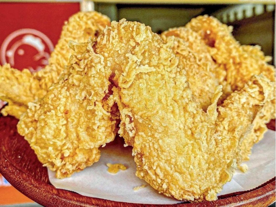 台南人氣炸雞品牌:用童年記憶重現外酥內嫩的經典滋味! 台南人氣炸雞品牌:用童年記憶重現外酥內嫩的經典滋味!