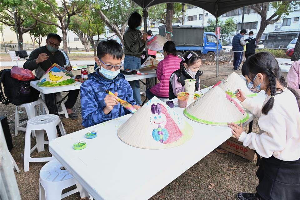 慶祝2025國際移民日　盛大表揚彰化縣45組模範新住民