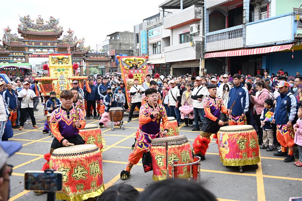 傳承百年無形文化資產　彰化新港十八庄送大爐　祈求媽祖護佑平安