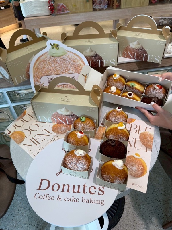 DONUTES多那之首推《生甜甜圈快閃車》 五大門市同步開賣掀排隊熱潮 DONUTES多那之首推《生甜甜圈快閃車》 五大門市同步開賣掀排隊熱潮