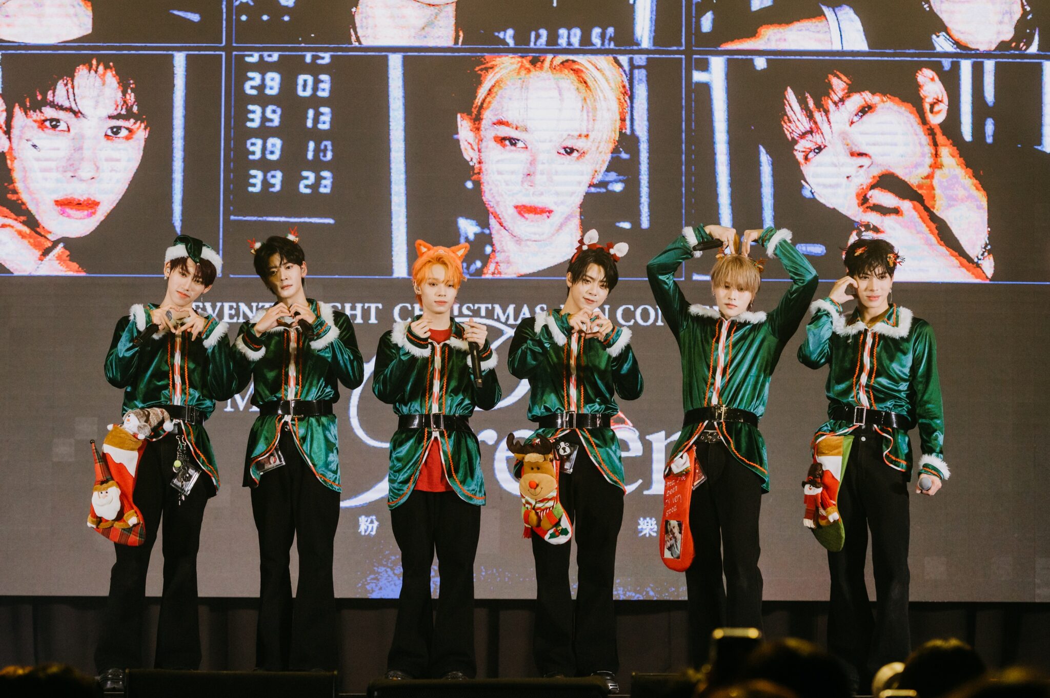 728 SEVENTOEIGHT 化身聖誕小精靈寵粉北中南開趴 耶誕禮物派對 728 SEVENTOEIGHT 化身聖誕小精靈寵粉北中南開趴 耶誕禮物派對